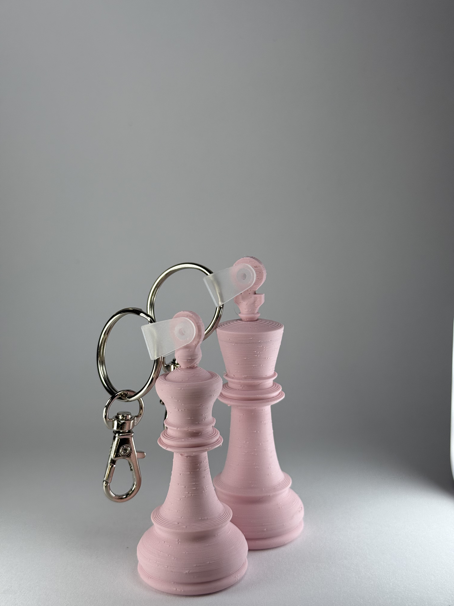 NFC Tag Chess Keychain – Smart & Stylish Contact Sharing for Thinkers